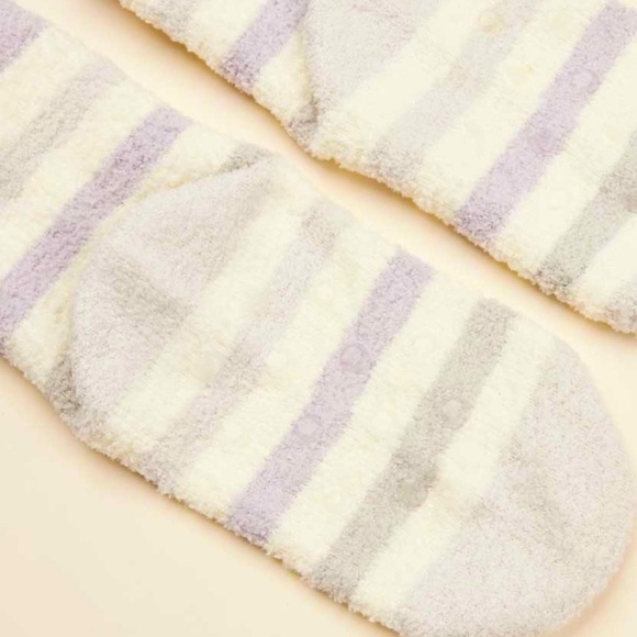 🧸Marshmallow Bear Crew Socks🧸 - Picture 5 of 5